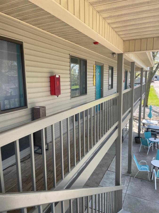 Lake Point Motel Marblehead Exterior foto