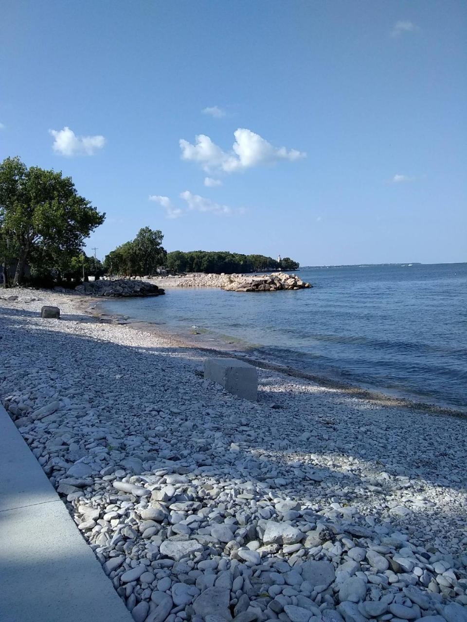 Lake Point Motel Marblehead Exterior foto